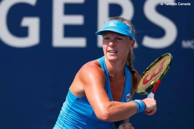 科维托娃在拜仁比赛中比赛局势复杂,出色发挥引发热议!全场沸腾不已